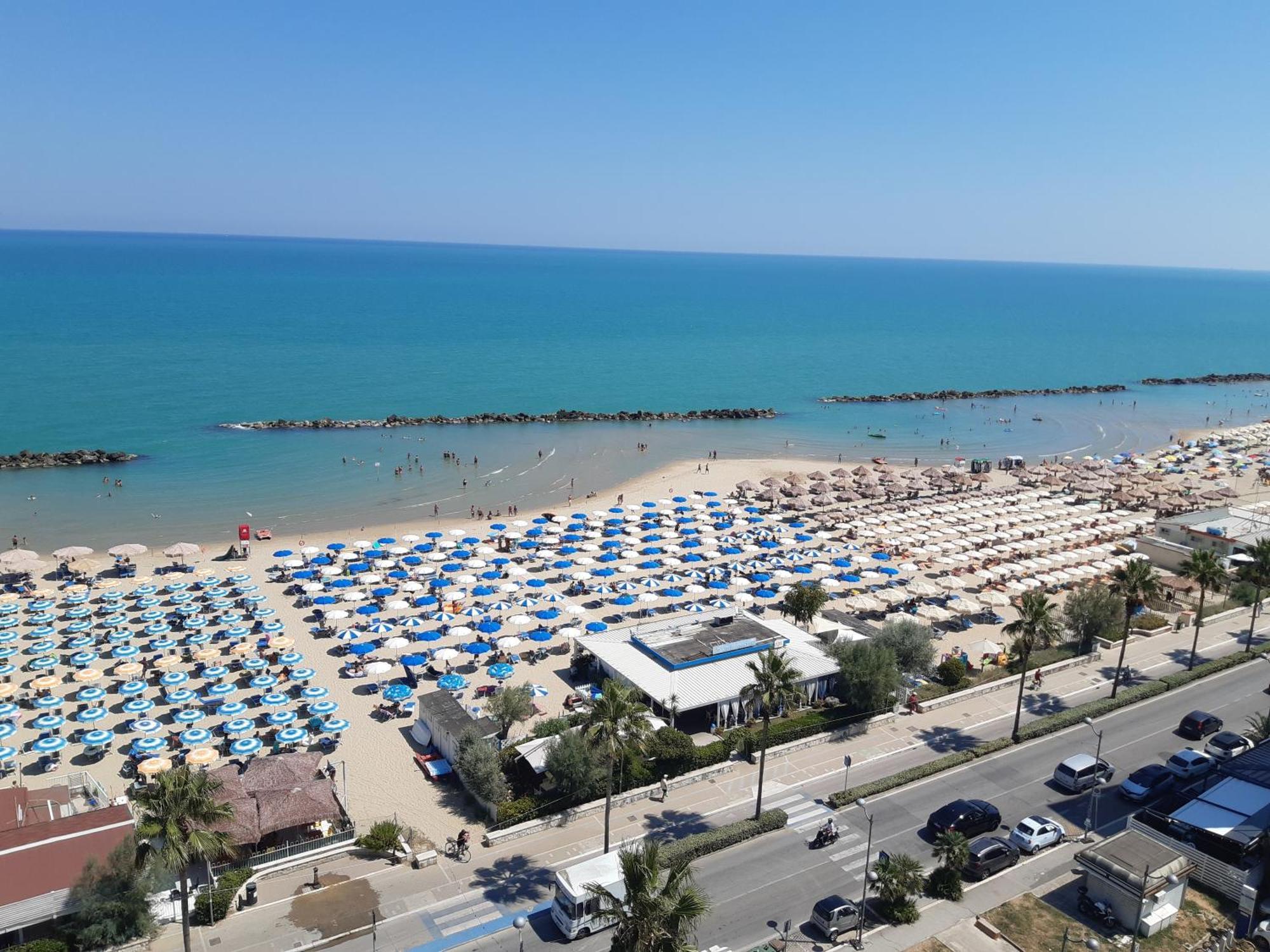La Terrazza Sul Mare Apartment Montesilvano Ngoại thất bức ảnh